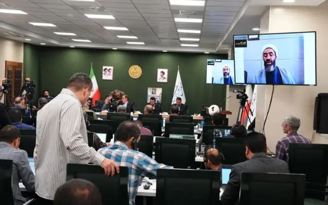 جلسه آنلاین مجلس آغاز شد / سوال از وزیر راه