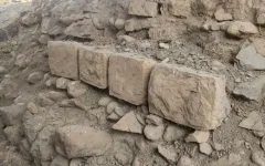 نمایان شدن بقایای یک پل تاریخی در بروجرد