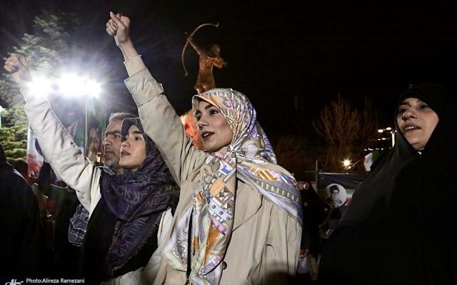 ۲۰۰ شب؛ یک سرمایه اجتماعی برای فردای ایران