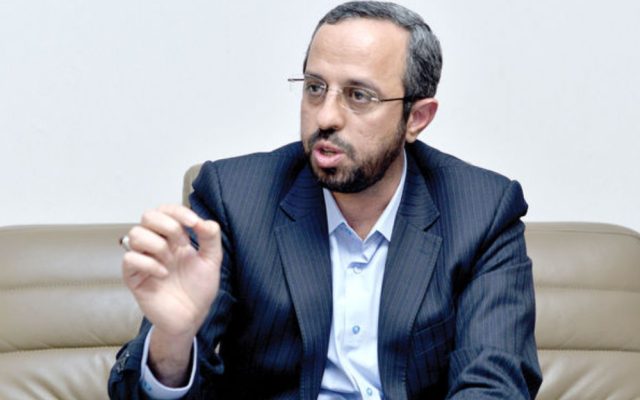 احدیان: باید با آمادگی برای جنگ، آمریکا را به تفاهمنامه اسلامآباد بازگرداند