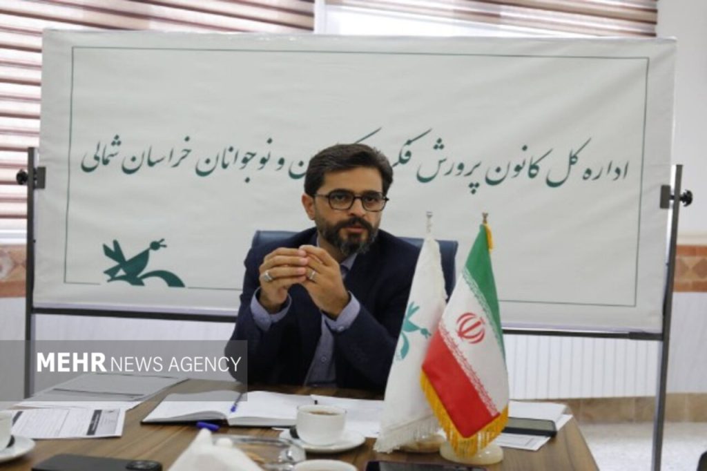 ربانیان: ۱۰ اثر نمایشی برای جشنواره تئاتر کودک و نوجوان بازبینی می‌شود