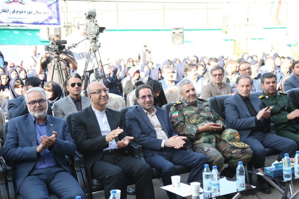 دانش‌آموزان امروز، سازندگان فردای ایران اسلامی هستند