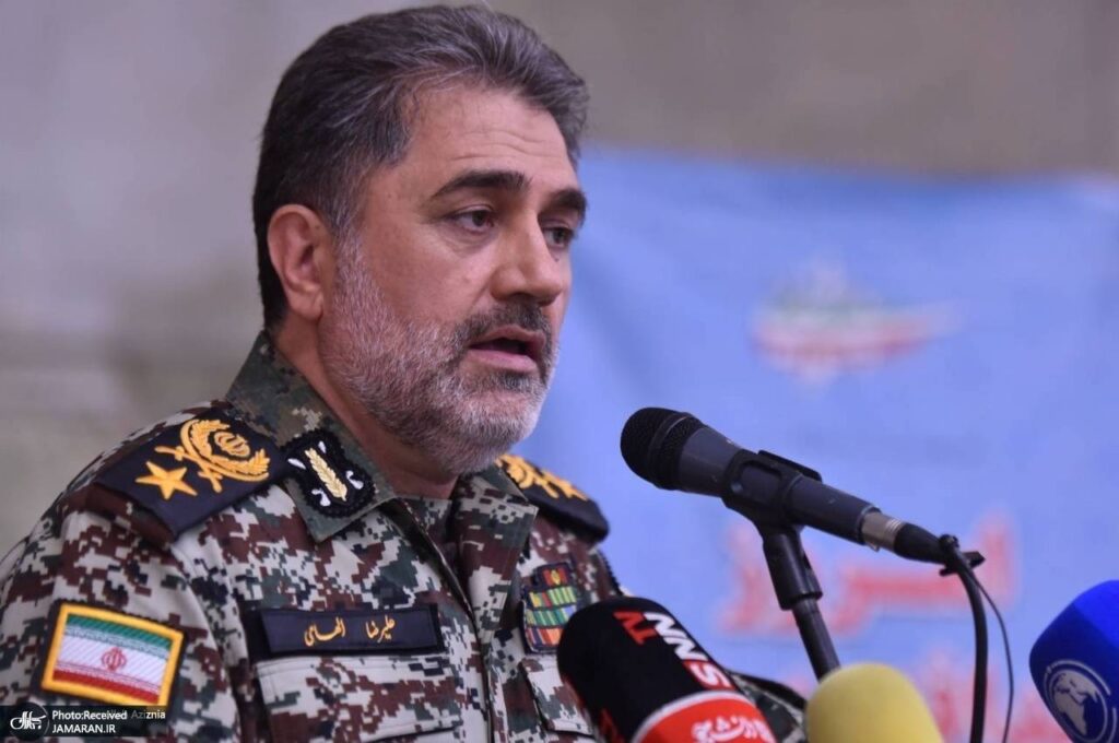 امیر الهامی: سربازان پدافند هوایی در حراست از آسمان کشور نقشی ارزشمند ایفا می‌کنند