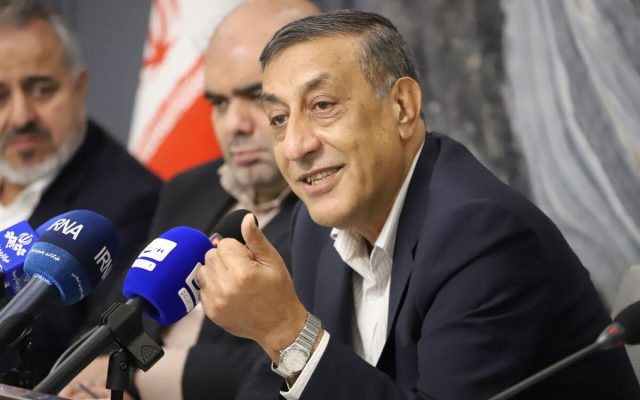ایرانی دفاع از هویت، تاریخ و تمامیت ارضی خود را خوب بلد است
