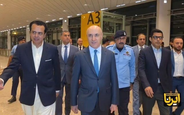 وزیر کشور لبنان به پاکستان رفت