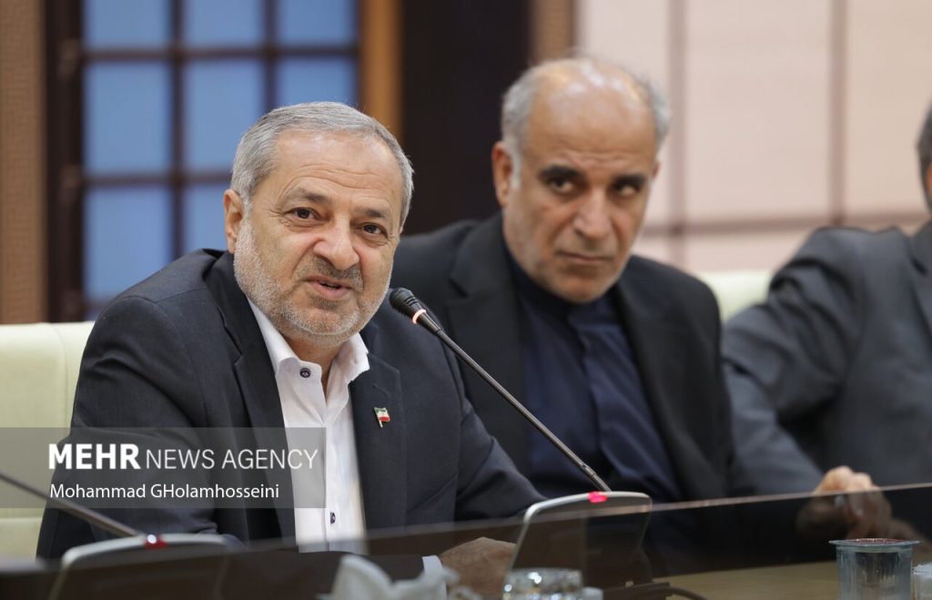 مسئولیت دانش‌آموزان برای ساخت آینده ایران سنگین است