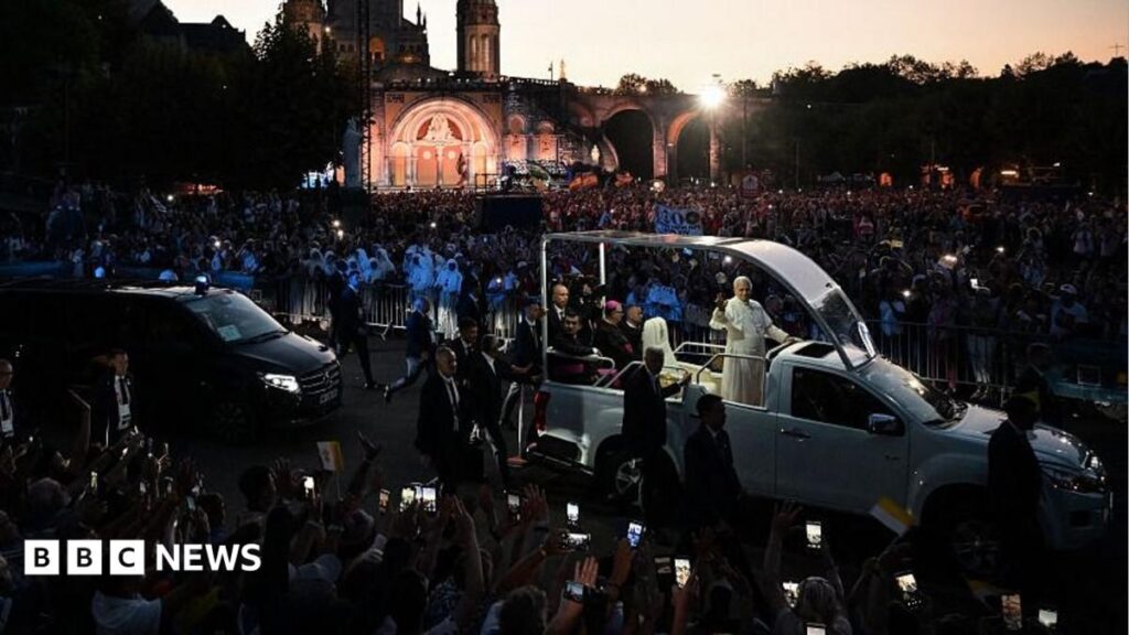 Watch: Thousands turn out to see Pope during Lourdes and Paris visit