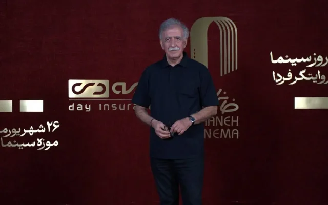 حضور و غیاب نمادین دانش آموزان شهید میناب/ سینما سند تاریخ‌نگاری است