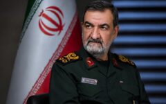 سرلشکر رضایی: ترامپ در باتلاق نه مذاکره و نه جنگ گرفتار شده است