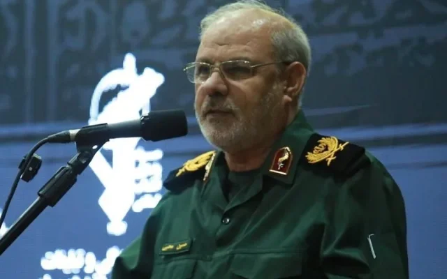 سخنگوی سپاه: اگر حملهای به ایران رخ دهد، جغرافیای جنگ را تغییر خواهیم داد/ از سلاحهایی رونمایی خواهیم کرد که دنیا را شگفتزده خواهد کرد
