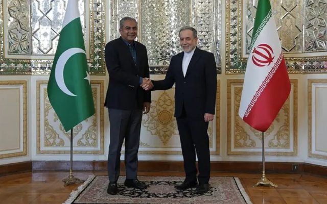 وزیر کشور پاکستان راهی ایران میشود