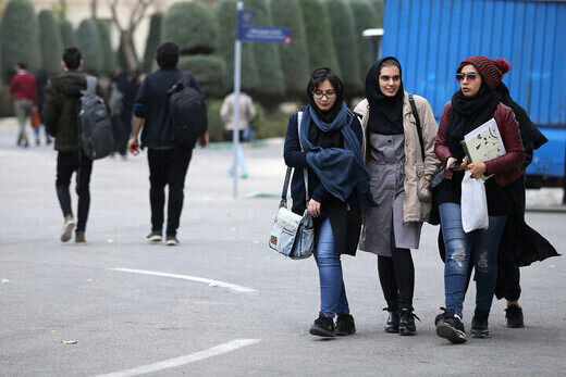 اضافه شدن هزینه آمادگی برای امتحانات نهایی به هزینه‌های کنکور/ تحلیل یک جامعه‌شناس از نابرابری در آموزش را بخوانید