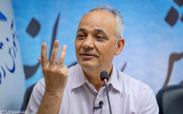 زیدآبادی: مذاکره در نیویورک، بیحیثیتسازی مذاکره در خیابانها؛ این دوگانگی علامت چیست؟