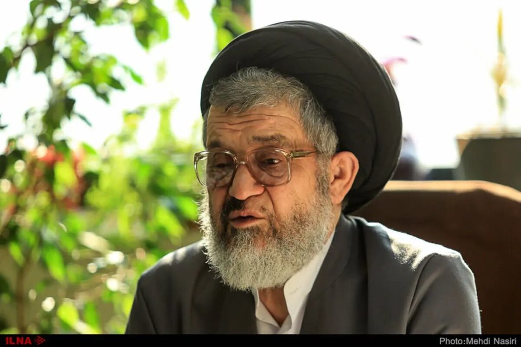 عضو جامعه روحانیت: اگر فقط خود را برای هر کاری شایسته بدانیم گرفتار تمامیت‌خواهی می‌شویم/ همه به یکدیگر احتیاج داریم