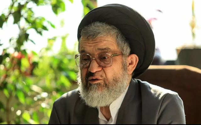 عضو جامعه روحانیت: اگر فقط خود را برای هر کاری شایسته بدانیم گرفتار تمامیت‌خواهی می‌شویم/ همه به یکدیگر احتیاج داریم