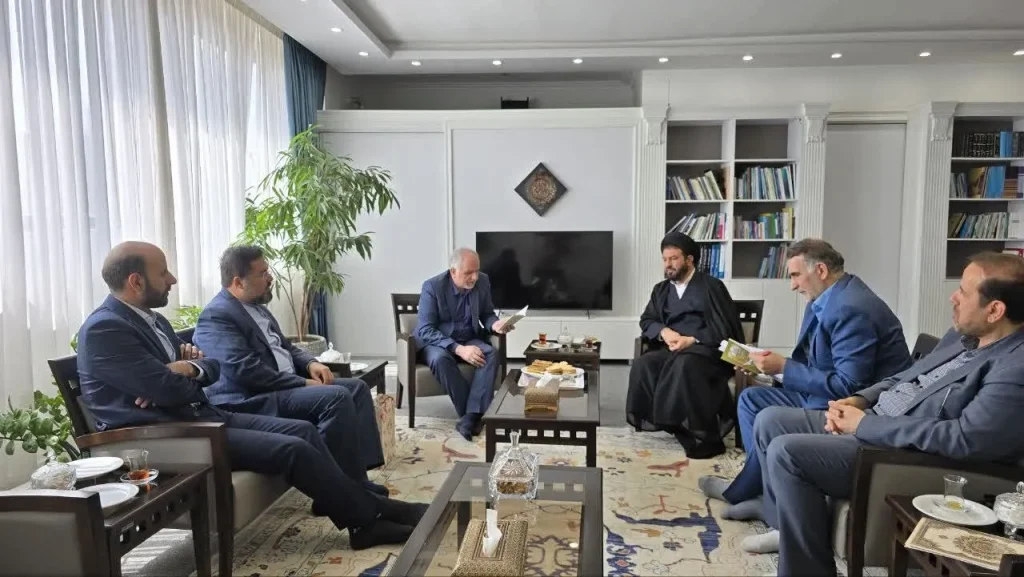 دیدار وزیر دادگستری با رئیس مرکز حل اختلاف کشور/ تأکید بر تعیین‌تکلیف وضعیت استخدامی کارکنان شورا‌های حل اختلاف
