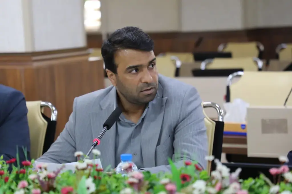 معاون دادگستری کرمان: اجرای طرح نماد باید از گزارش‌دهی به برنامه عملیاتی تبدیل شود