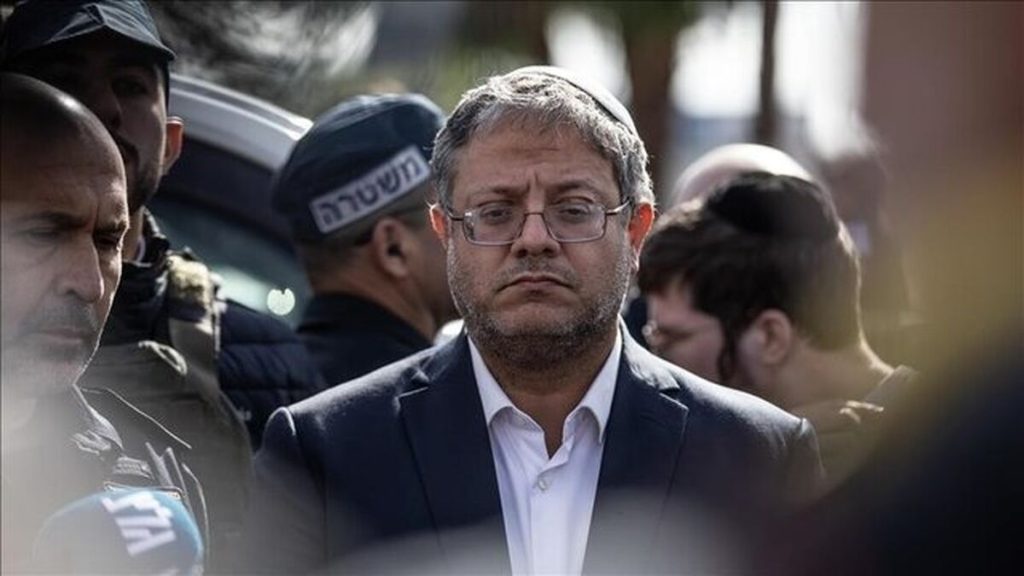 انتشار ویدیوی آزار اسیران فلسطینی توسط بن گویر