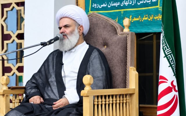 تاج: شیعه واقعی باید در عمل پای نصرت اهل‌بیت (ع) بایستد