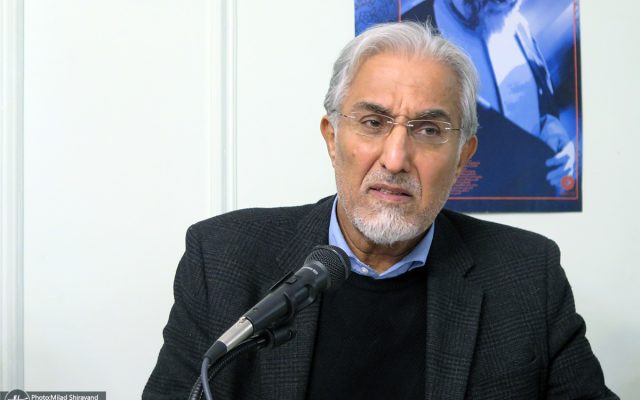 راغفر، اقتصاددان: ریشه اصلی تورم در ایران را باید در کسری بودجه دولتها جستوجو کرد/ منابع و زیرساختهایی که با سرمایه مردم ایجاد شدهاند نباید به بخش خصوصی واگذار شوند