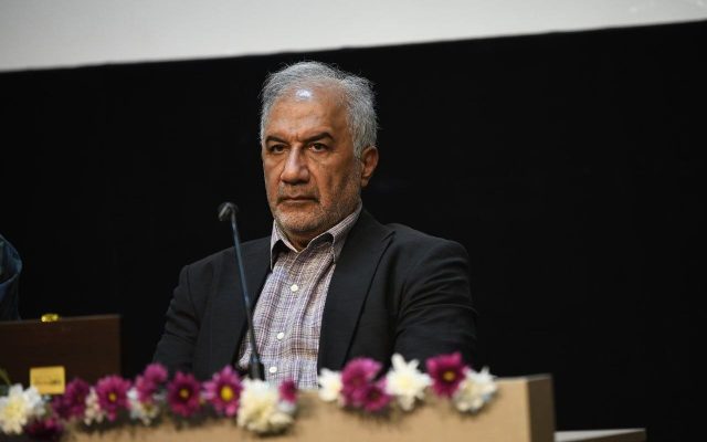 انتقاد محمدمهدی عسگرپور از روی دور تکرار افتادن بحث در مورد «پروانه ساخت»
