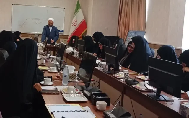 تقویت کار تیمی و تفکر پژوهشی میان طلاب