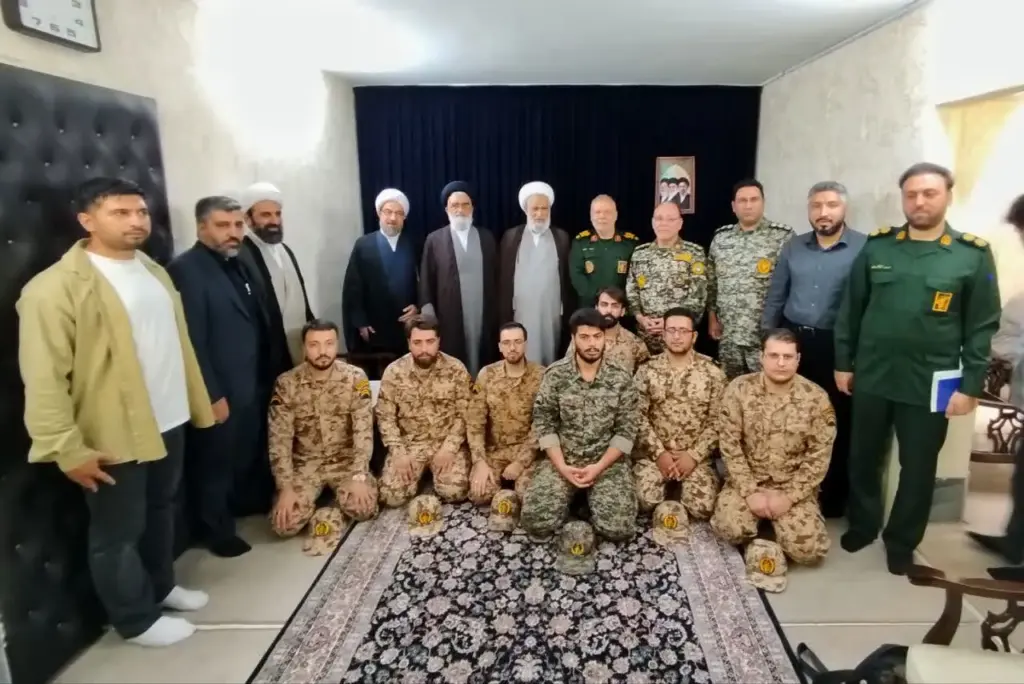 دیدار سربازان سپاه استان قم با آیتالله سعیدی و آیتالله کعبی