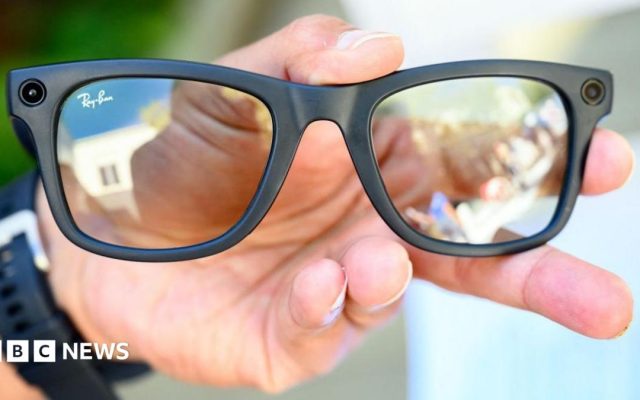 The Meta glasses revolution - is it okay to film people in public?