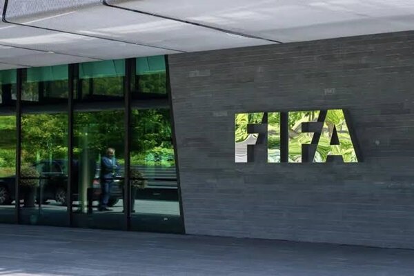 تغییر مهم قوانین فیفا برای فسخ قرارداد بازیکنان از سال ۲۰۲۷