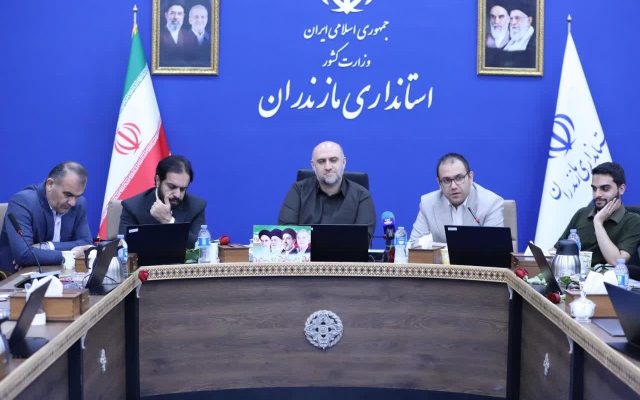 باید از ظرفیت نسل جدید در رفع مسائل کشور استفاده کنیم