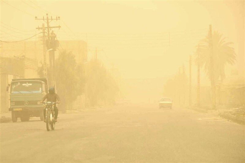 زابل زیر هجوم بادهای ۱۲۰ روزه؛ کاهش دید تا ۱۲۰۰ متر