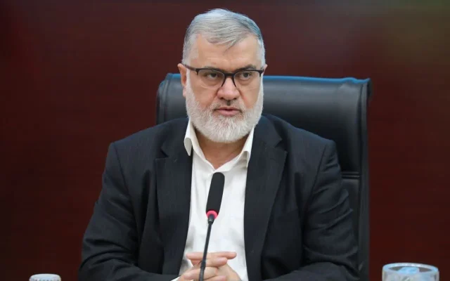 کاهش سفرهای غیرضروری، بخشی از راه‌حل ترافیک و مصرف انرژی
