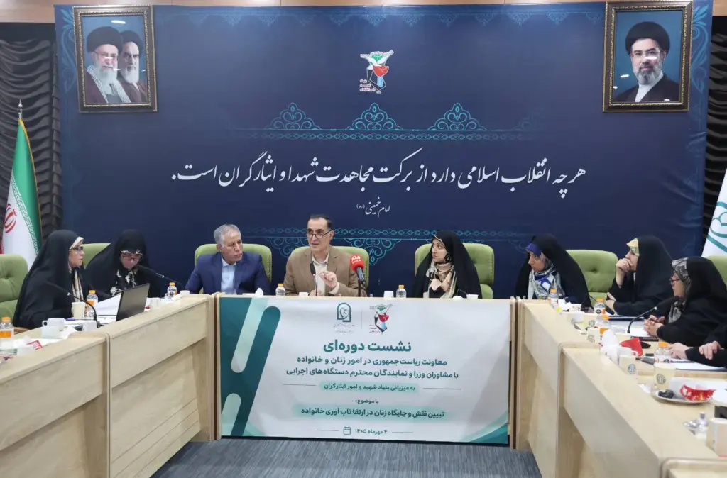 نقش بی بدیل زنان در دوران دفاع مقدس و مقاطع مختلف