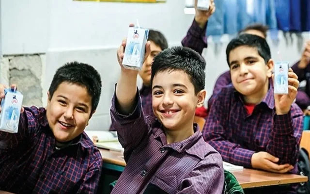 تغذیه رایگان دانش آموزان ابتدایی امسال اجرا می شود
