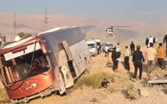 ۱۷ مصدوم بر اثر واژگونی اتوبوس در محور دورود–ازنا لرستان
