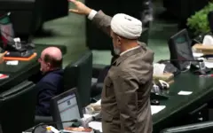 روزنامه اصولگرا از خجالت حمید رسایی درآمد