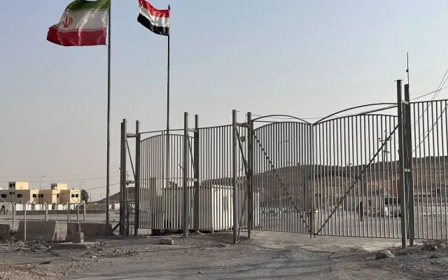 فرماندار گیلانغرب: مرز سومار بازگشایی شد