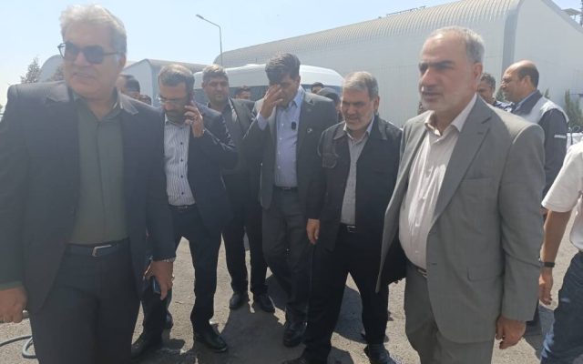 بازدید اعضای کمیسیون حمایت از تولید از کارخانه سیلیکون متال مرودشت