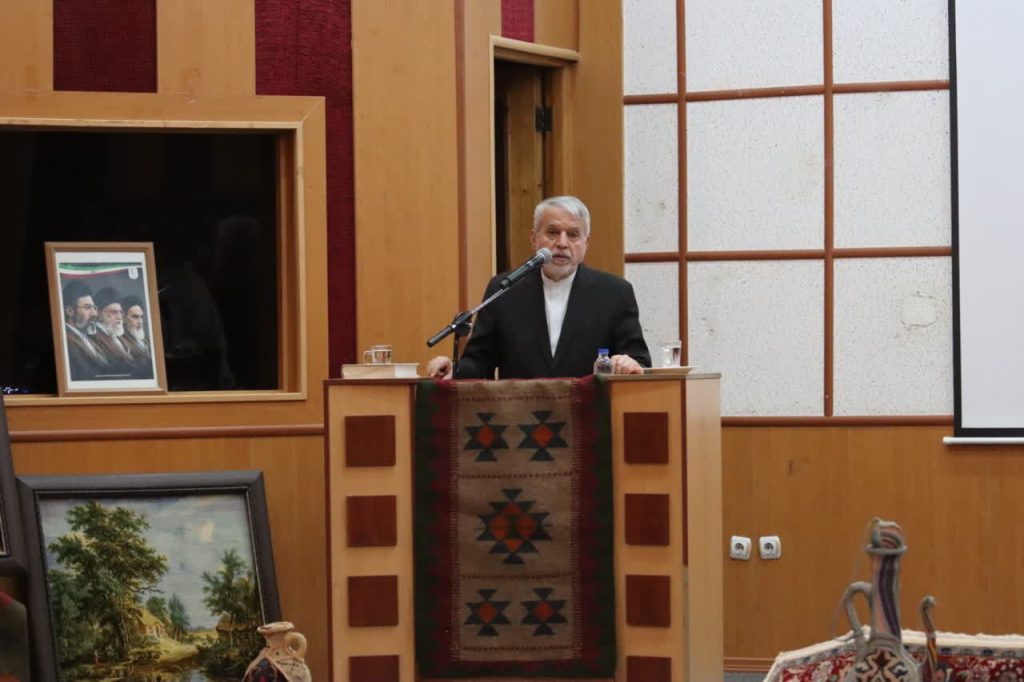 فراخوان وزیر میراث فرهنگی : سرمایه گذاران گردشگری به سمنان بیایند