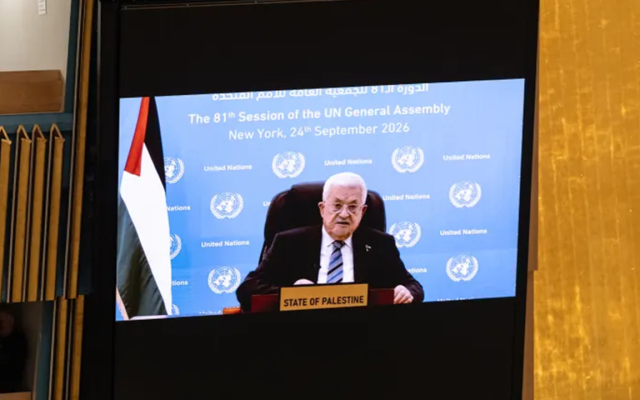 محمود عباس: فلسطینی‌ها سرزمین خود را ترک نخواهند کرد و آوارگی را نمی‌پذیرند