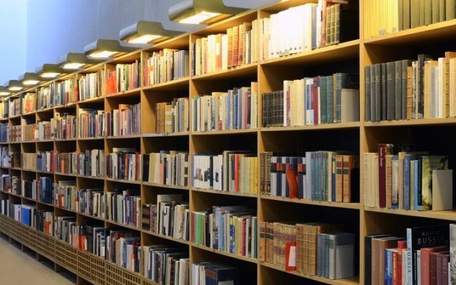 آغاز هجدهمین نمایشگاه سراسری کتاب ارومیه