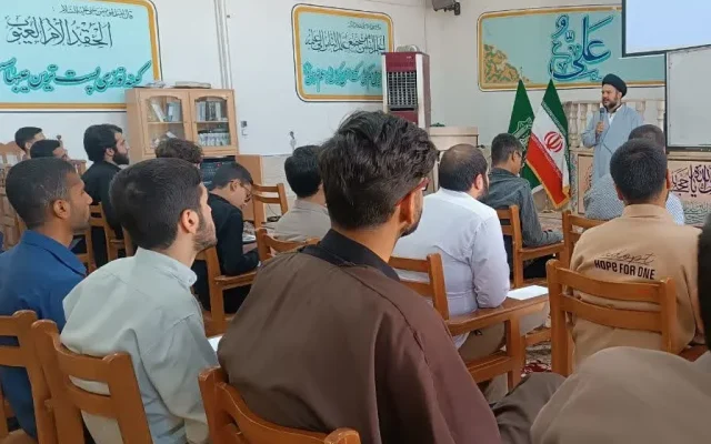 برگزاری کارگاه پژوهش طلاب و اساتید مدرسه علمیه امام جعفر صادق آباده