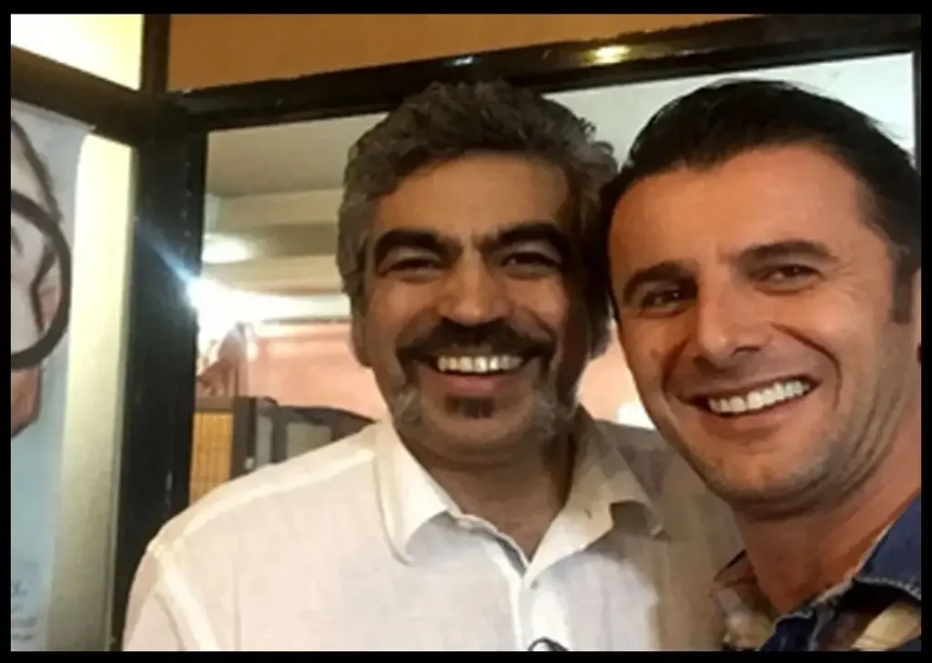 سروش صحت و رضا عطاران با تاکسی میآیند