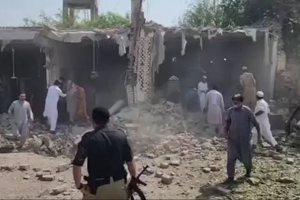 انفجار انتحاری در پاکستان 21 کشته برجا گذاشت