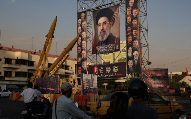 والاستریت ژورنال: میانجیها برای امتیاز هستهای به ایران فشار میآورند