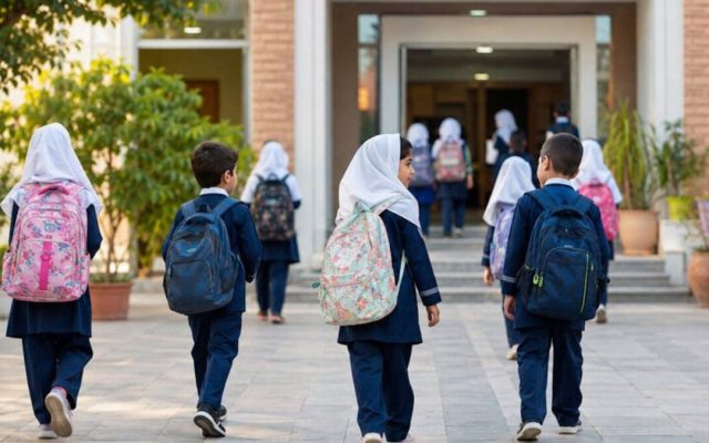 فارس آماده مهر شد؛ ۹۶۵ هزار دانش‌آموز راهی مدرسه می‌شوند