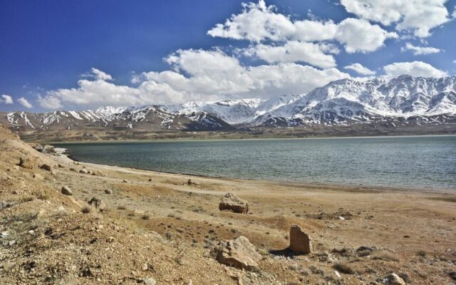 بیش از نیمی از آب تالاب چغاخور خشک شد