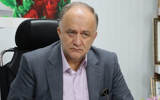فرماندار کرج به دنبال مهار قیمت‌ها با عرضه مستقیم کالاست