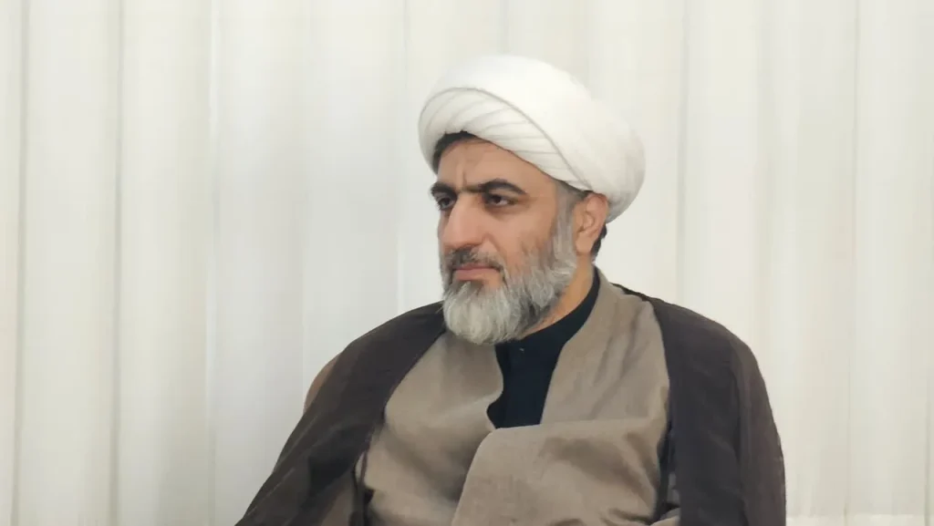 فریاد خونخواهی شهدا و امام شهید امت بلند است