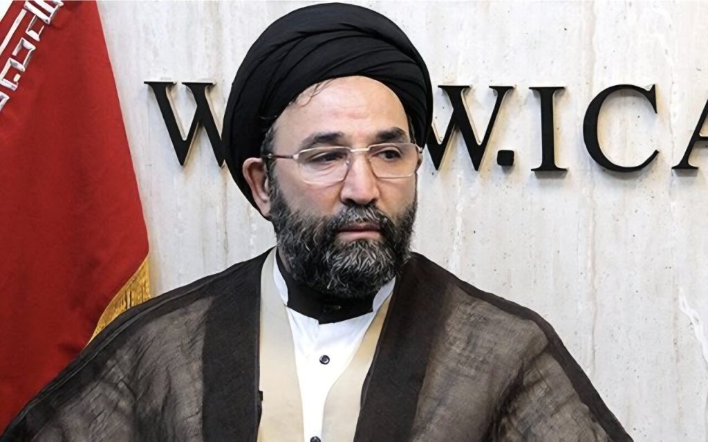 توزیع یک همت تجهیزات پزشکی بین بیمارستان های آذربایجان غربی